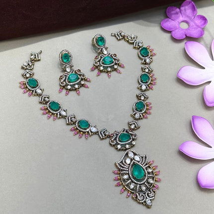 Collection image for: Victorian Necksets