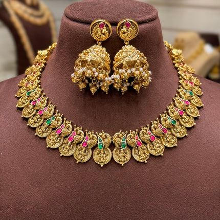 Collection image for: Short Necklaces