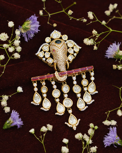Kundan Brocher  113249
