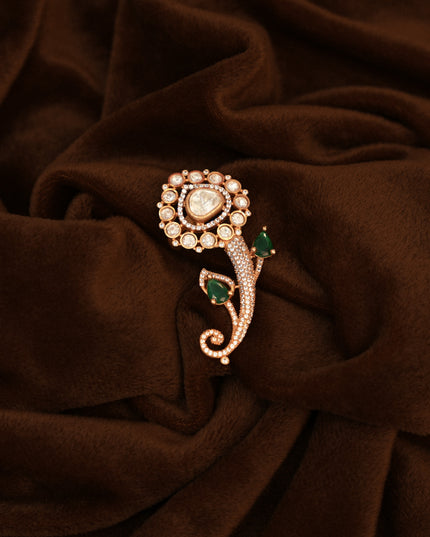 Moissanite Brocher 113251