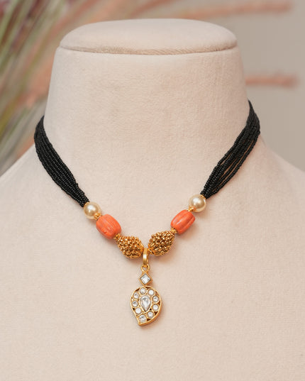 Black beads 113325