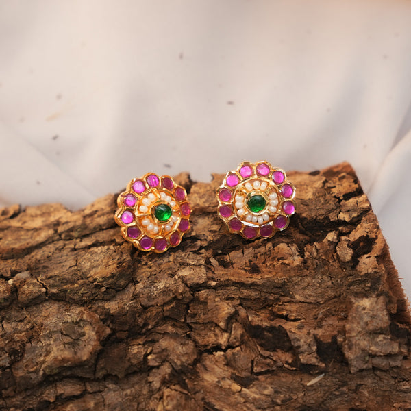 Ear rings with kempu stone 113431