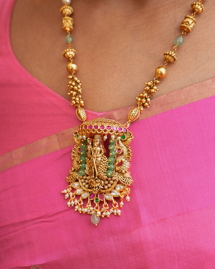 Neckset with Subramanya swamy locket 113435