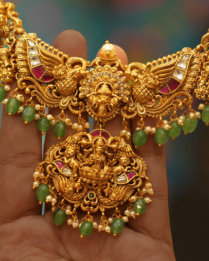 Neckset with Goddess Lakshmi 113571