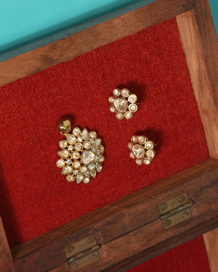 Pendent set  113601