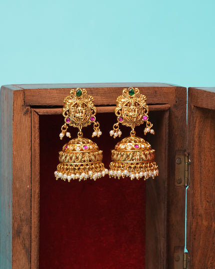 Antique Earrings 113655