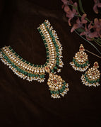 red with green beads