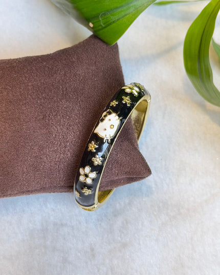 Kids Bangles 109681