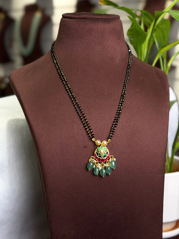 kundan black beads 110105