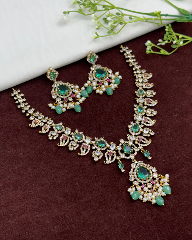 Victorian Neck Set 108092
