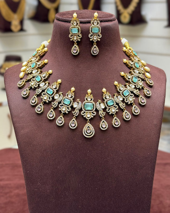 Victorian Neck Set 108584