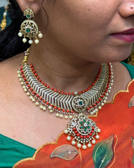 Victorian Neck Set 108615