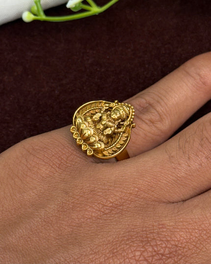 Finger ring 108599