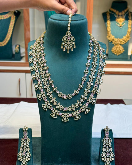 Victorian NecK Set 106941