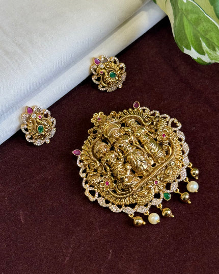 Antique Pendent set 104360