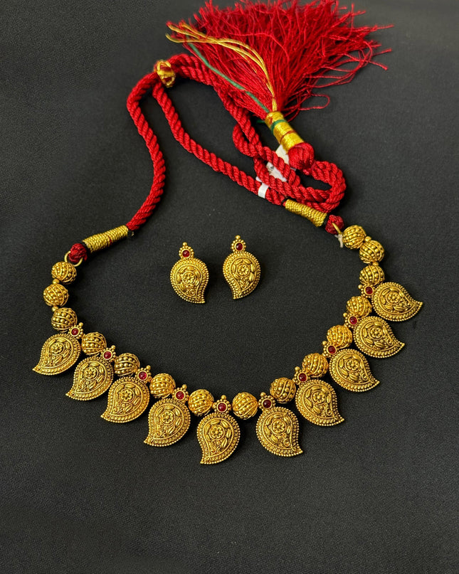 Antique Neck Set 105136