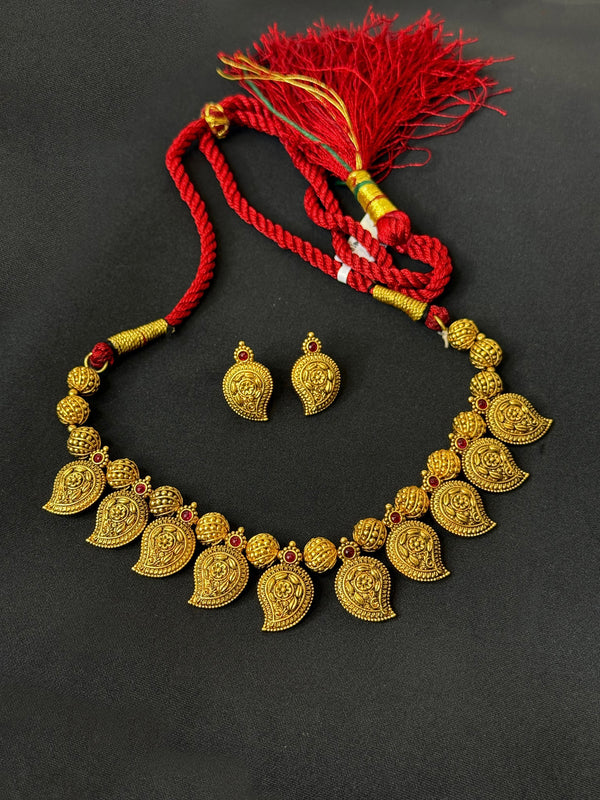 Antique Neck Set 105136