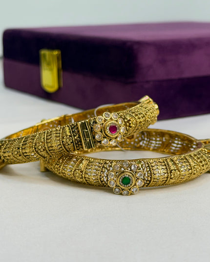 Antique Bangles 105205