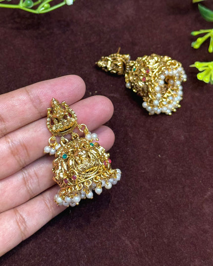 Antique Earrings 105590