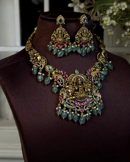 Kundan Neck Set 105820
