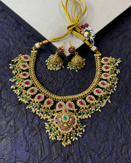 Kundan Neck Set 105919