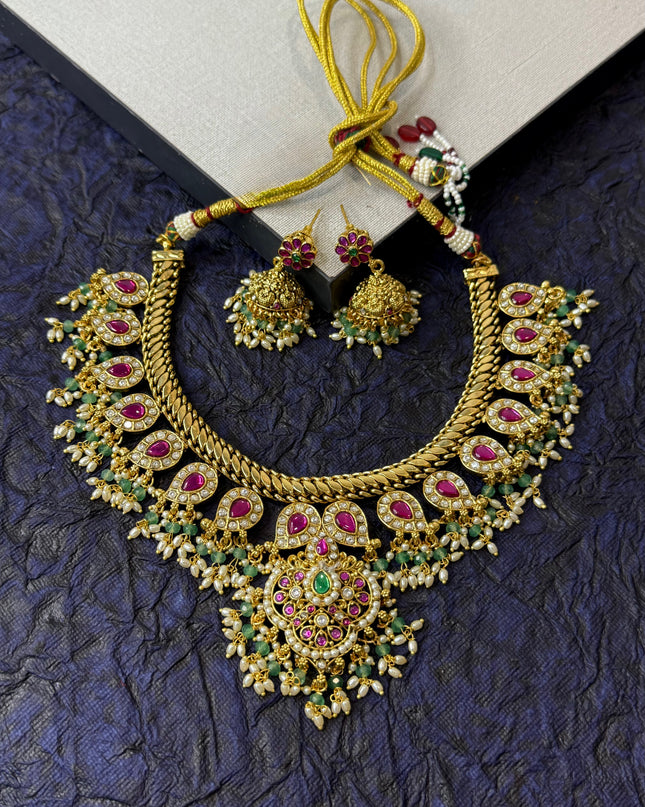Kundan Neck Set 105919