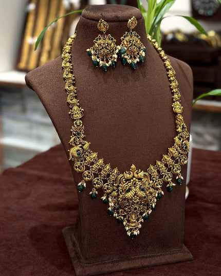 Antique Neck Set 106106