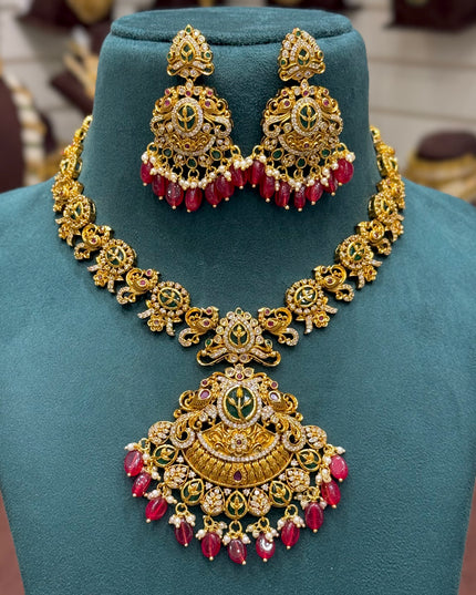 Antique Neck Set 106151