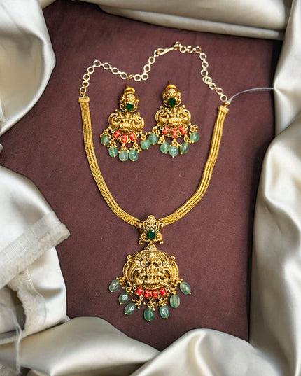 Nanu Patti Neck Set 106330