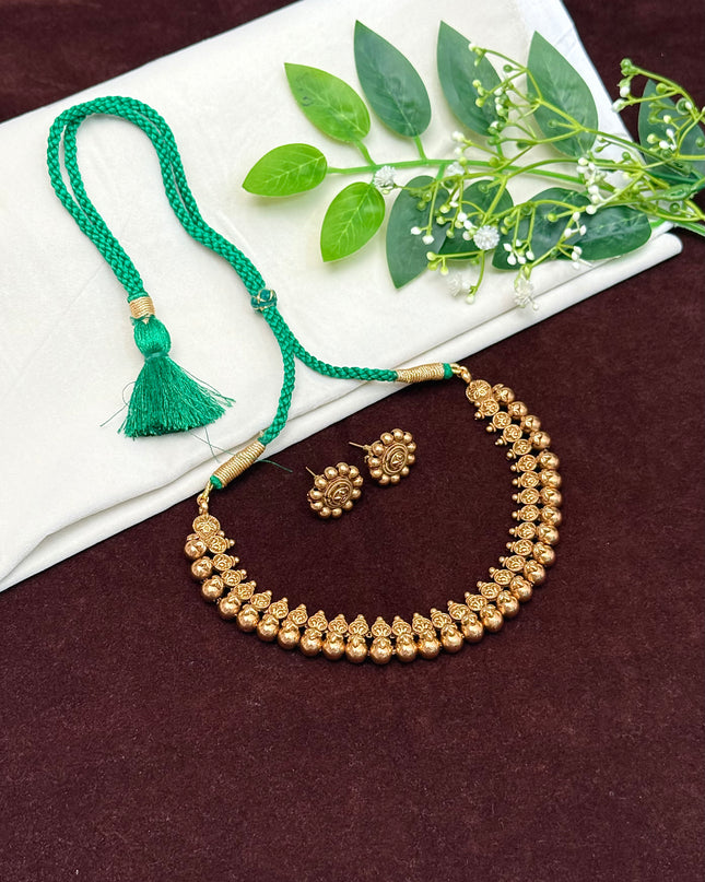 Antique Neck Set 106502