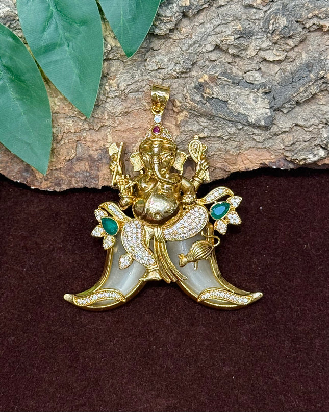 Pendant 106585
