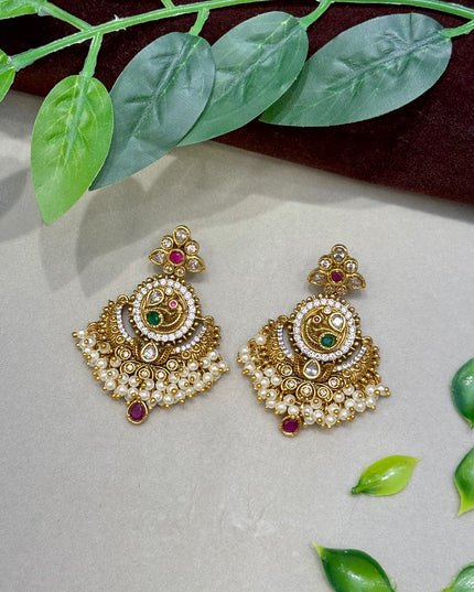 Earrings 106621
