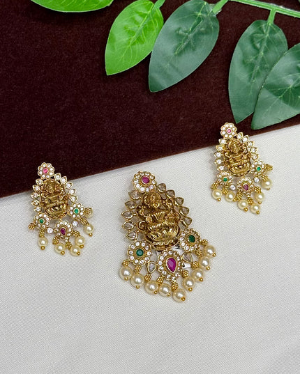 Antique Pendent Set 106677