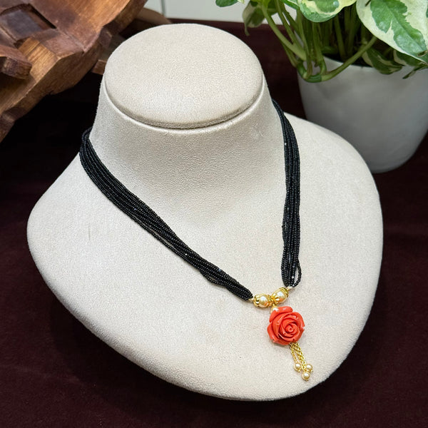 Black Beads 106678