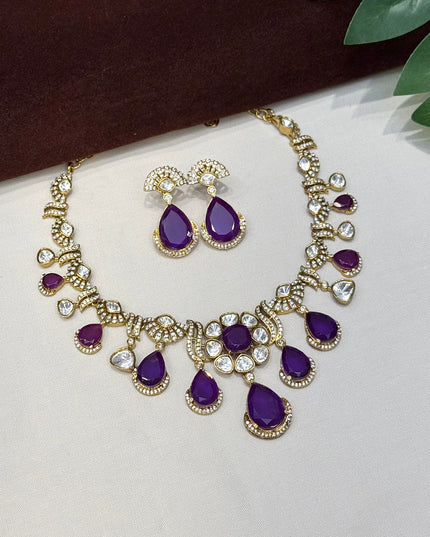 Antique Neck Set 106688
