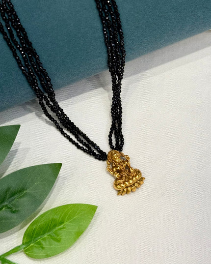 Black Beads 106691