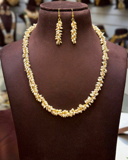 Pearls Chain 106709
