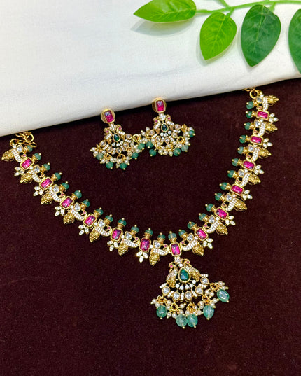 Antique Neck Set 106739