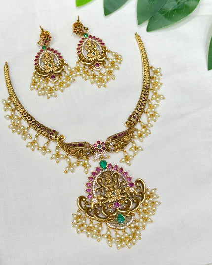 Antique Neck Set 106772