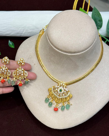 Antique Neck Set 106792