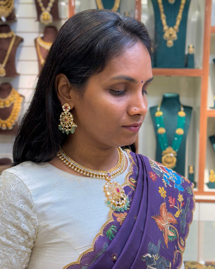 Antique Neck Set 106797