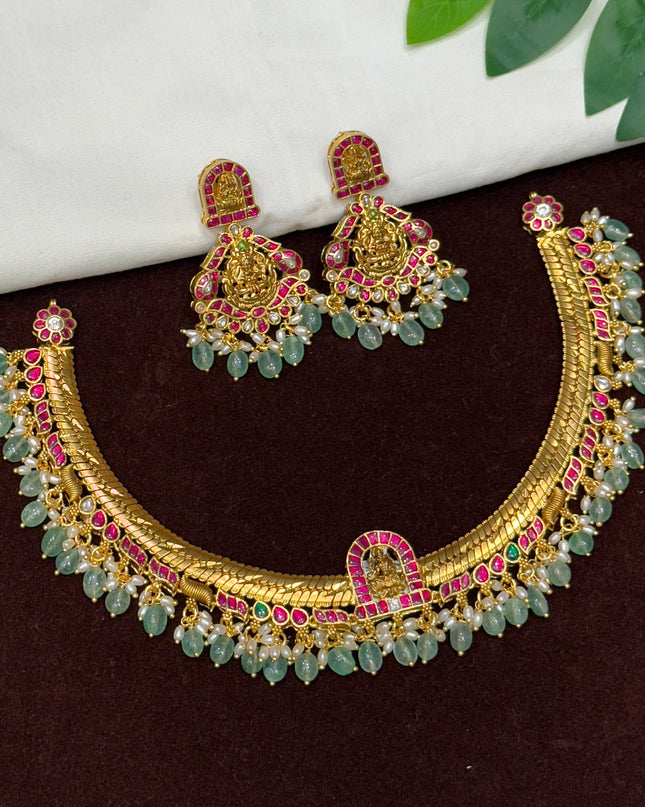 Kundan Neck Set 106798