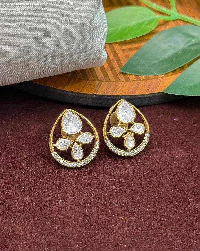92..5 Silver Earrings 106996