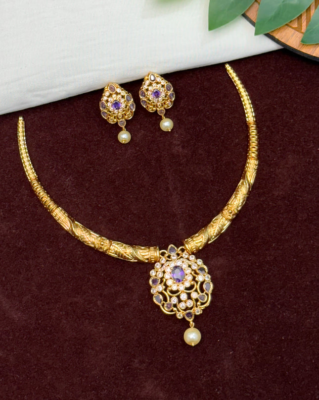 Kanti Neck Set 107008