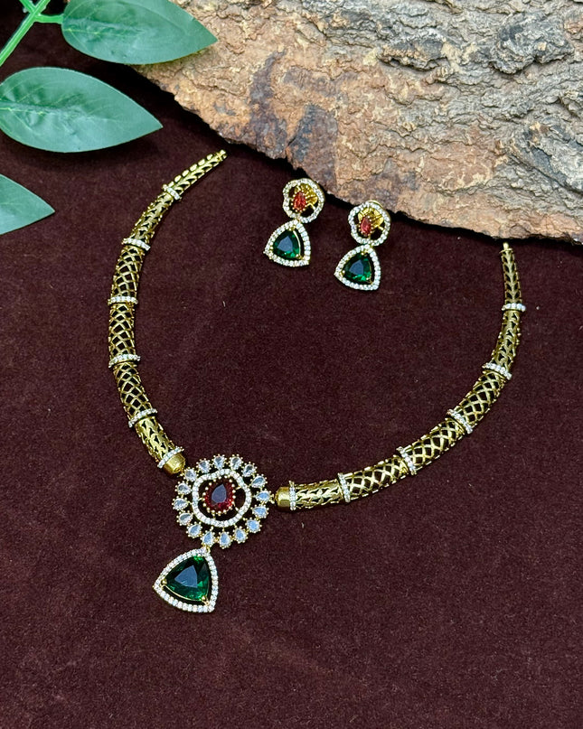 Kanti Neck Set 107017
