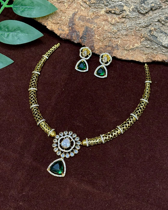 Kanti Neck Set 107017