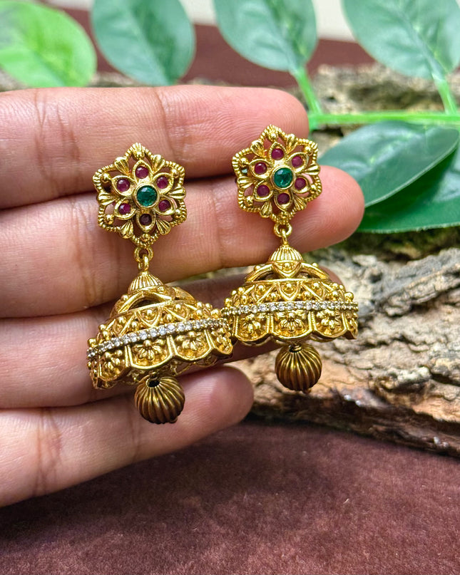 Earrings 107045