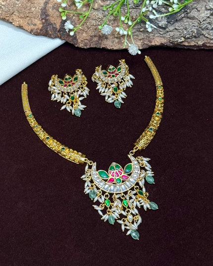 Kundan Kanti Neck Set 107128