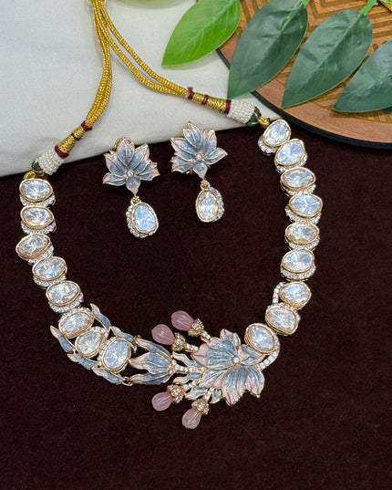 Victorian Neck Set 107146