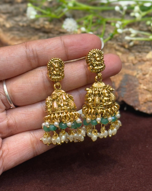 Antique Earrings 107161